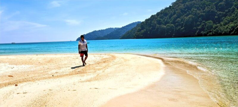 khao-lak-surin-islands-snorkeling-trip-by-speedcatamaran