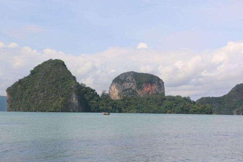 khaolak-phang-nga-bay-tapu-island-and-panyi-village-tour