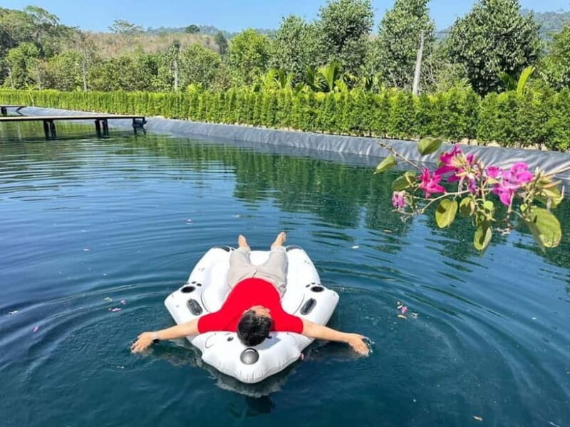 Khaolak: Waterside Beach Club Family Splash Day Pass - A Family-Friendly Water Day in Khaolak