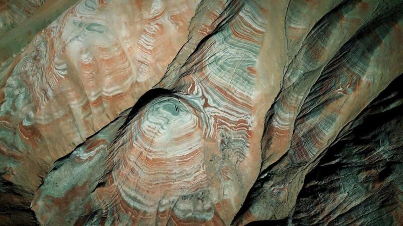 Khizi: Candy Cane Mountains Drone Videography Tour - Key Points