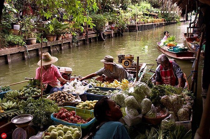 Khlong Lat Mayom & Taling Chan Local Floating Markets Tour (Multi Languages) - Who Should Book This Tour?