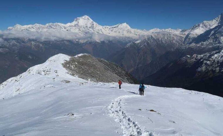 khopra-danda-and-khayer-lake-treks-12-days
