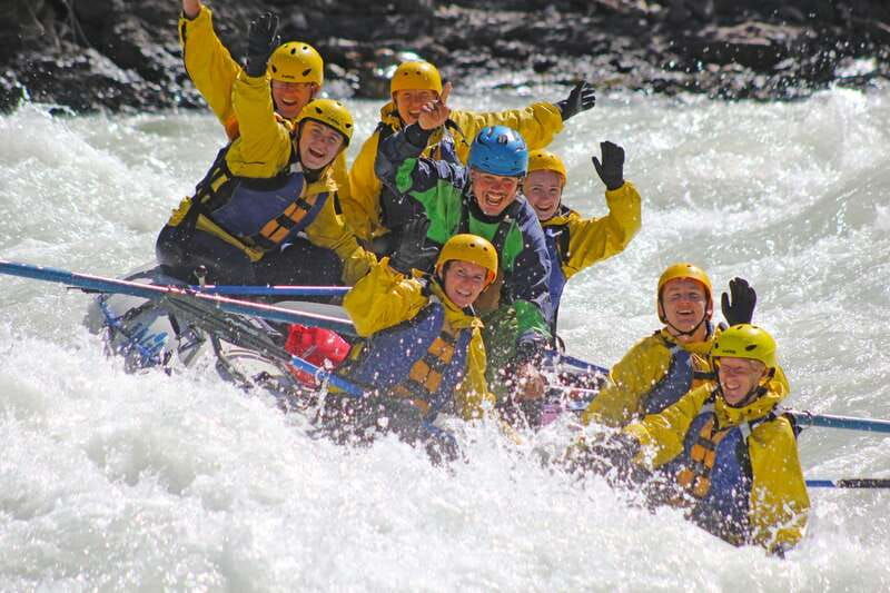 kicking-horse-river-rafting-trip-with-bbq