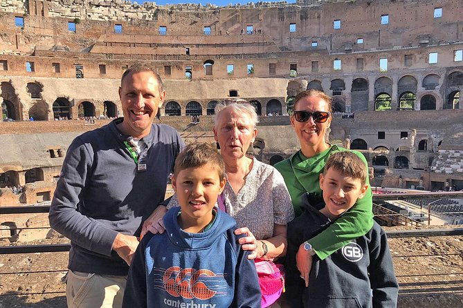 kid-friendly-colosseum-roman-forum-tour-with-local-guide