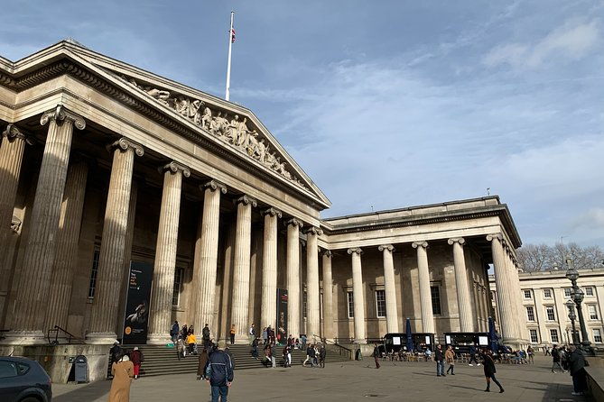kid-friendly-london-british-museum-private-tour-with-egyptian-greek-sections