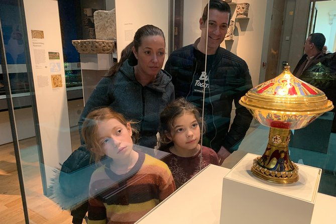 kid-friendly-london-british-museum-private-tour-with-egyptian-greek-sections