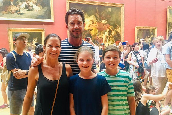 kid-friendly-private-paris-louvre-tour-with-tickets