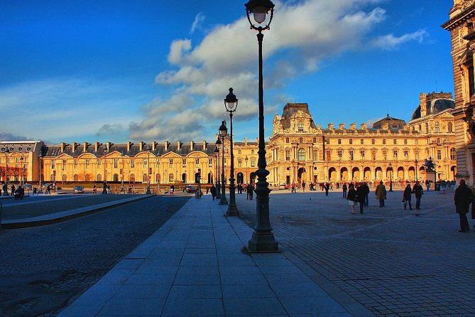kid-friendly-private-paris-louvre-tour-with-tickets