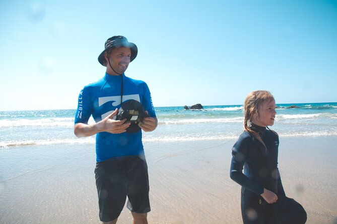 kids-and-family-guided-surf-course-at-fuerteventura-beaches