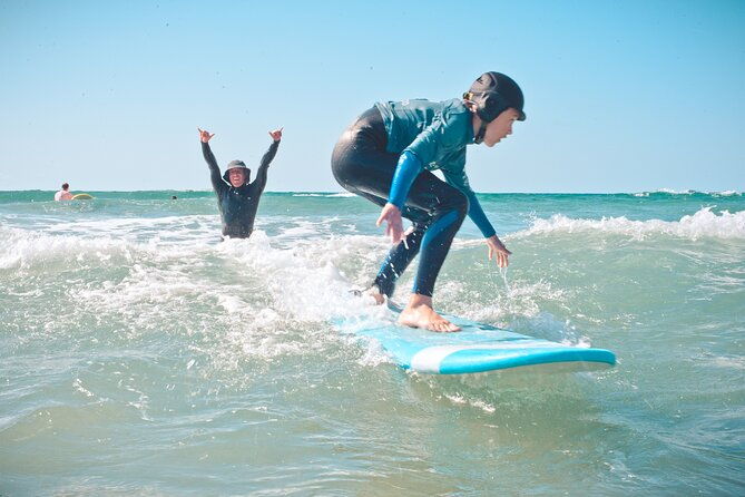 kids-and-family-guided-surf-course-at-fuerteventura-beaches