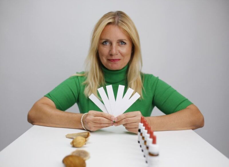 kids-perfume-making-class-6-12-years