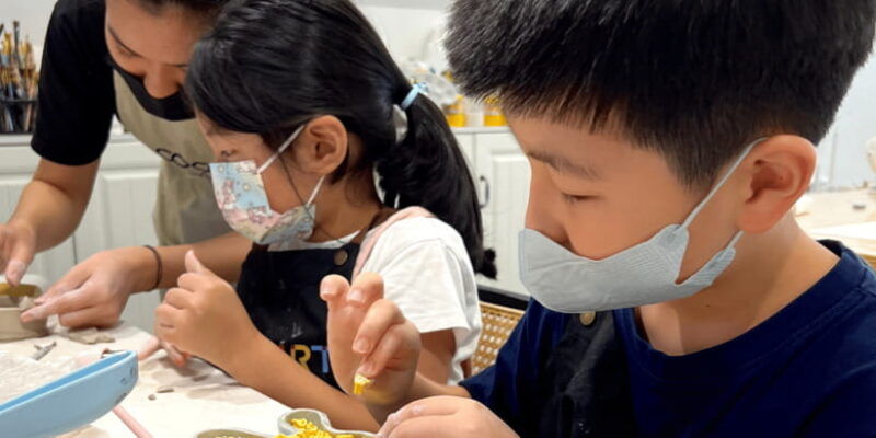 kids-pottery-workshop-in-a-stylish-shophouse-2