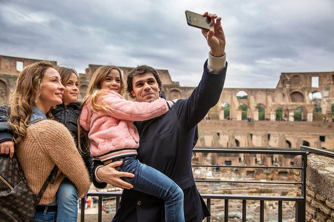 kids-tailored-tour-of-the-colosseum-roman-forum-palatine-hill