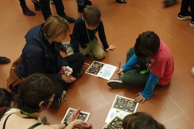 Kids treasure hunt in Uffizi museum Private and Skip the line! - Kids Treasure Hunt in Uffizi Museum: Private and Skip the Line!