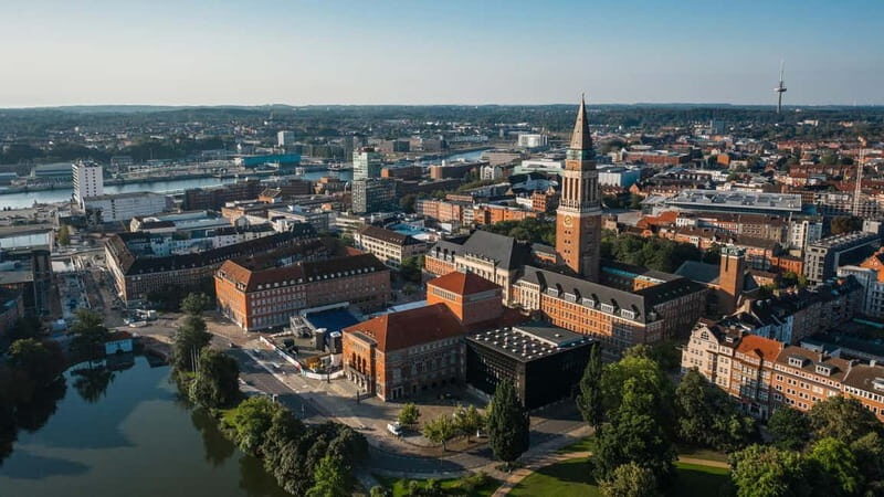 Kiel: 2-hour Best Intro Walking Tour with a Local - Who Should Consider This Tour?