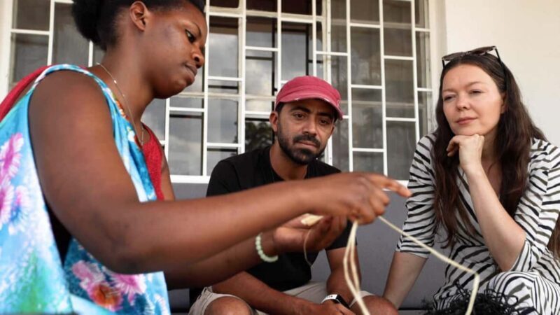 Kigali: Traditional Basket Weaving in a Garden - Key Points