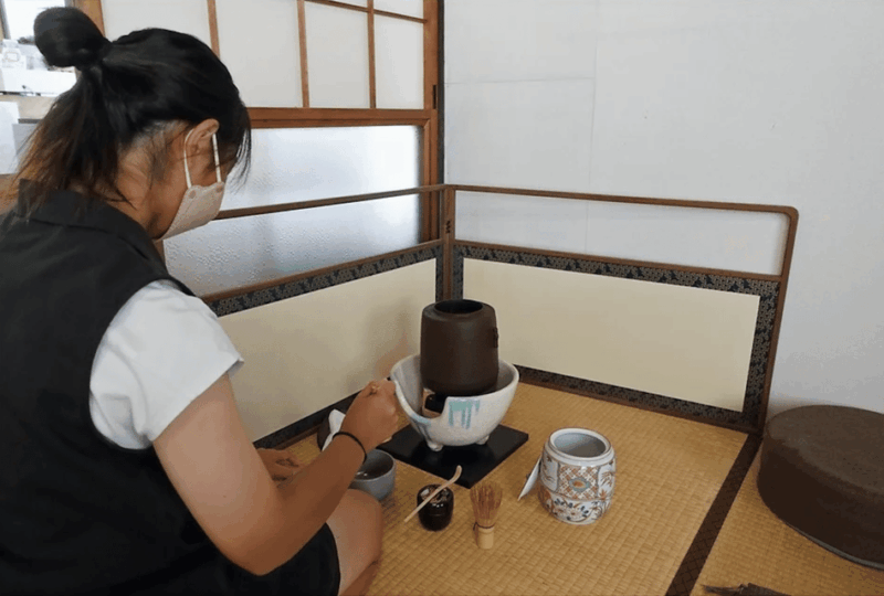 kiku-plan-wagashi-making-and-tea-ceremony-experience