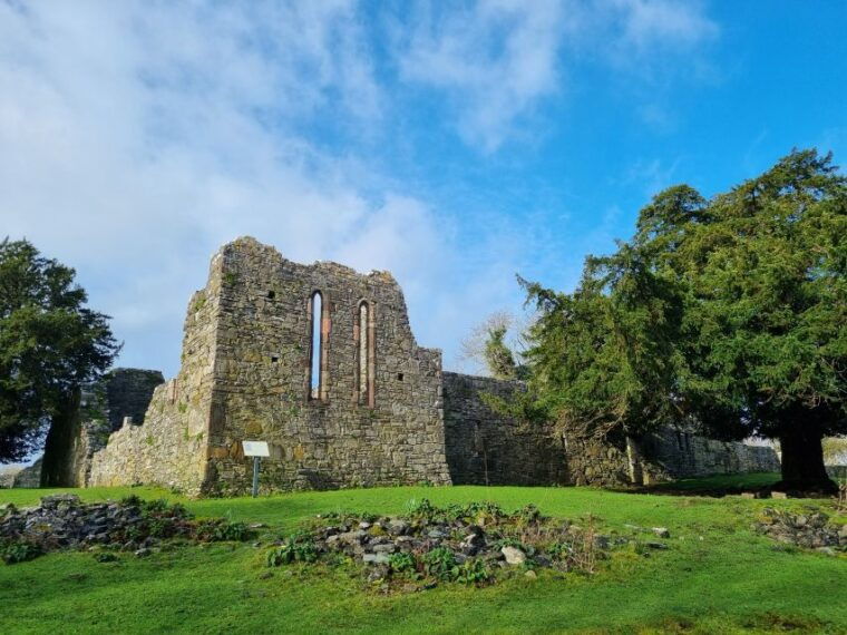 killarney-guided-boat-tour-to-innisfallen-island