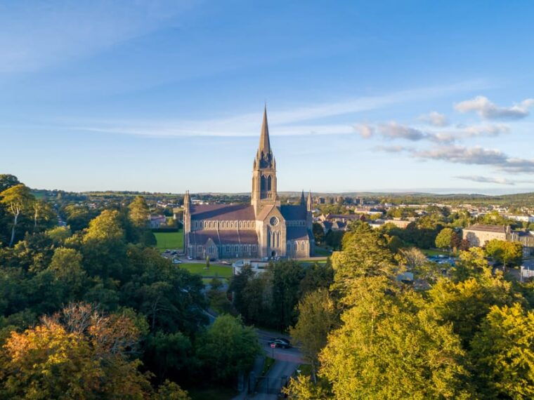 killarney-jaunting-car-tour-with-afternoon-tea