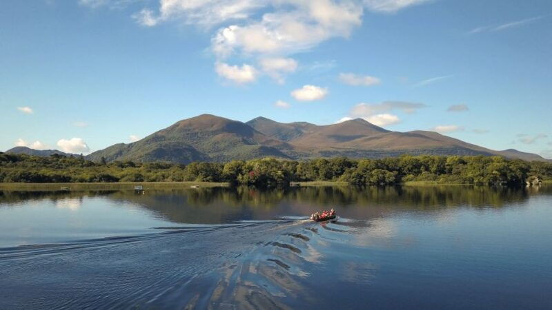 killarney-lakes-of-killarney-boat-tour-with-transfer