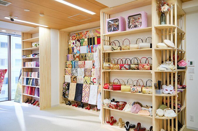 Kimono Dress experience in Asakusa - Who Should Consider This Tour?