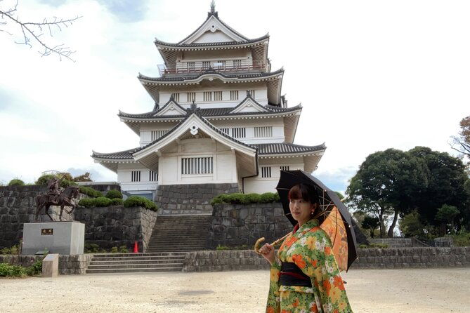kimono-dressing-tea-ceremony-experience-at-a-beautiful-castle