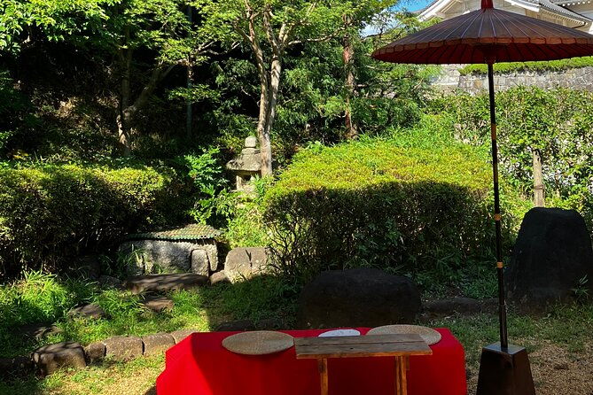 kimono-dressing-tea-ceremony-experience-at-a-beautiful-castle