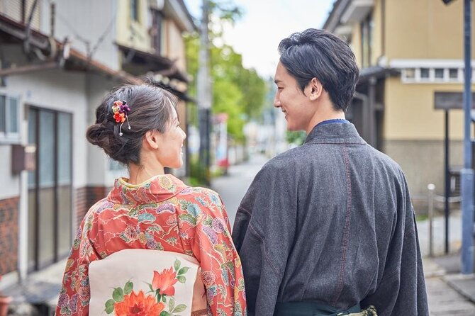 kimono-self-photo-shoot-experience-near-tourist-attractions