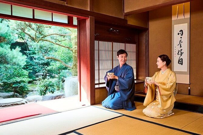 kimono-tea-ceremony-in-kyoto-maikoya-gion