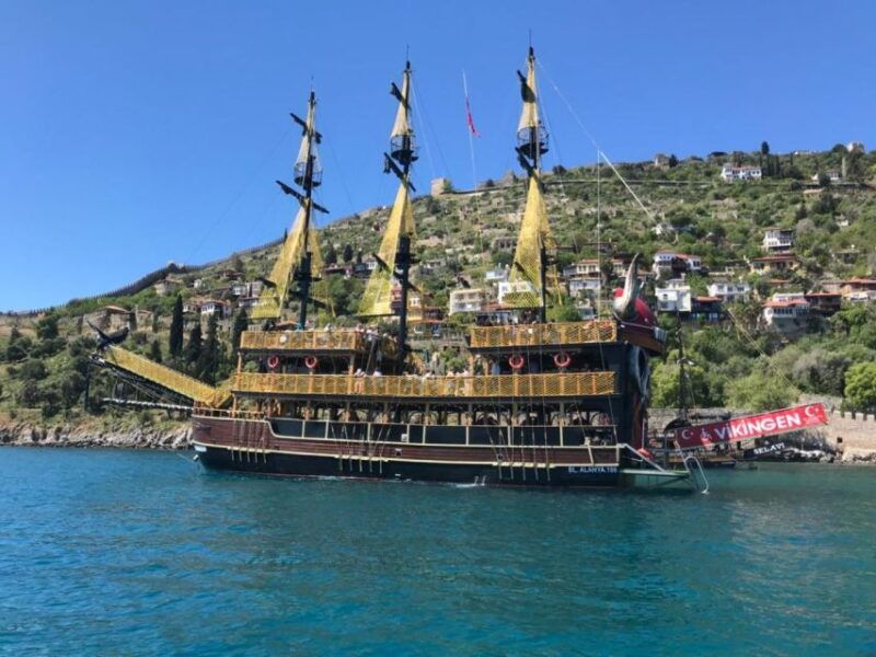 king-of-vikingen-all-inclusive-boottour-party-and-swim