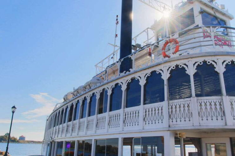 kingston-brunch-cruise-of-thousand-islands