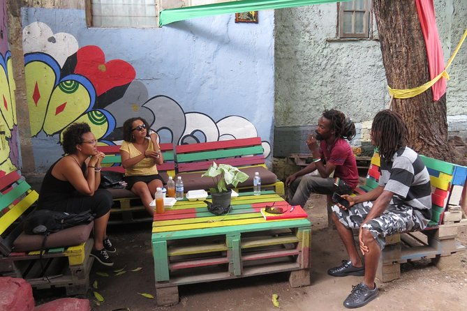 kingston-half-day-community-and-art-tour