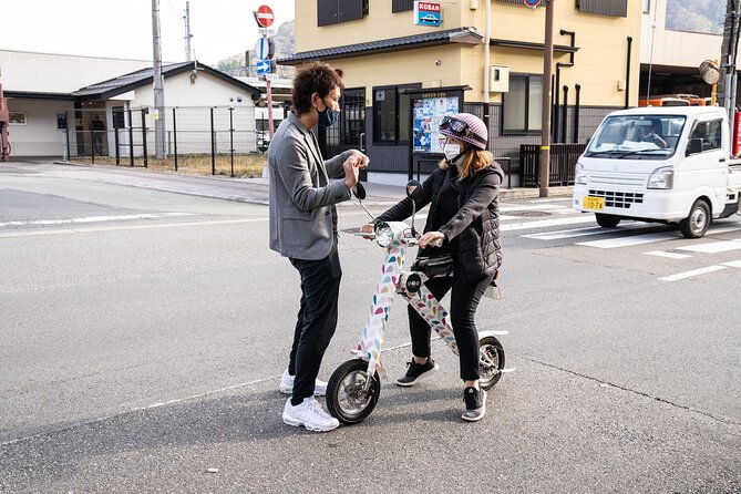 kinosakirental-electric-vehicles-hidden-alleyways-route-90min