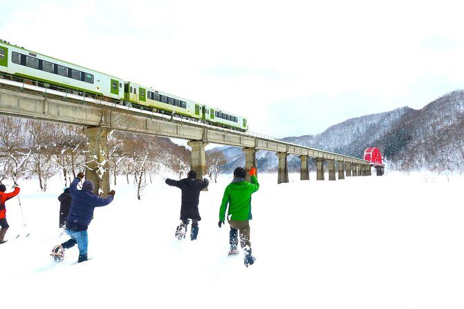 Kinshu Lake Private Snow Trekking Activity - Key Points