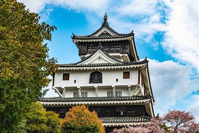 Kintaikyo Bridge, Castle Town and Seal Carving Iwakuni Day Tour - Who Should Consider This Tour?