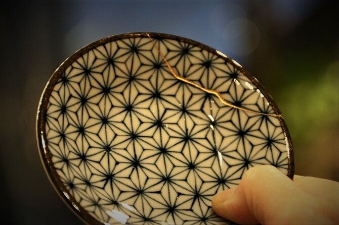 kintsugi-experience-art-of-golden-joinery-in-tokyo