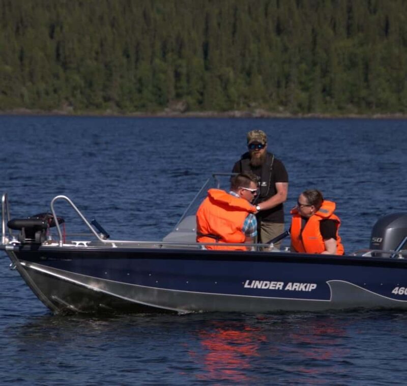 Kiruna: Boat Trip with Coffee and Sandwich - Key Points