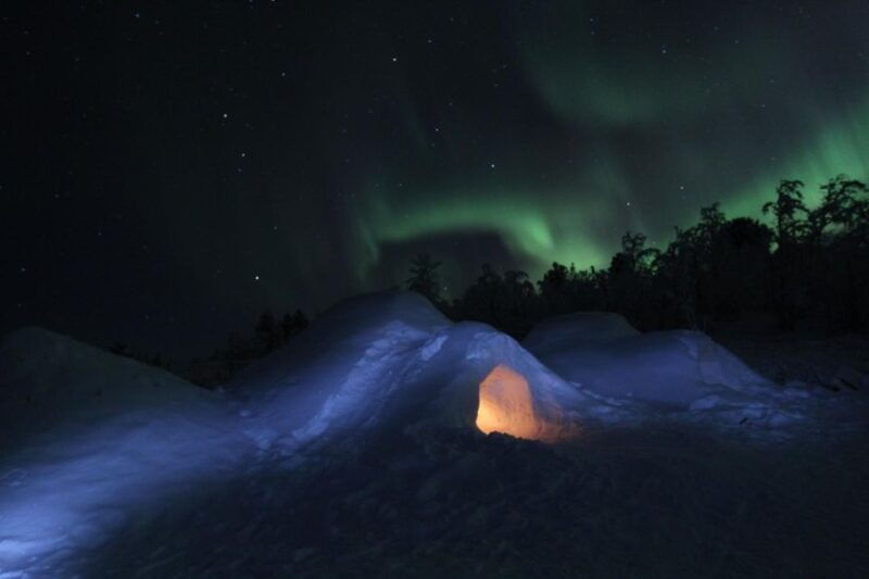 kiruna-build-your-own-igloo-overnight-tour