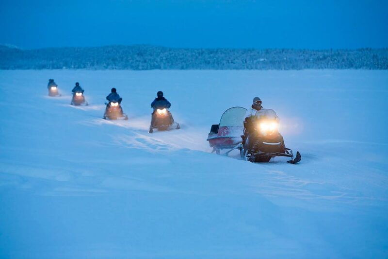 kiruna-guided-snowmobile-tour-with-coffee-break