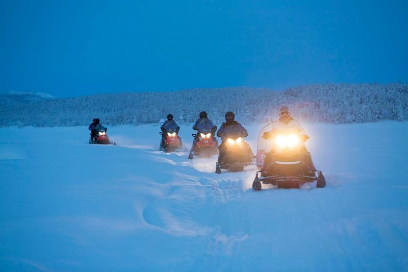 kiruna-northern-lights-snowmobile-tour-with-dinner