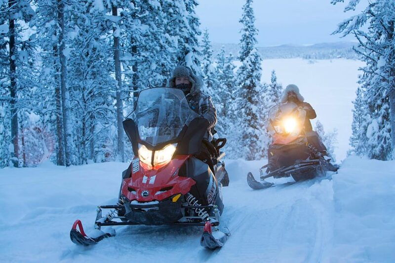 kiruna-northern-lights-snowmobile-tour-with-transfer