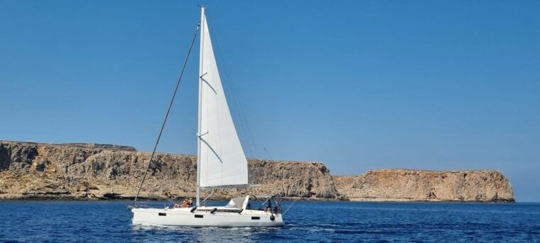 kissamos-balos-and-gramvousa-sailing-trip-with-meal