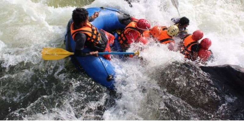 kithulgala-thrills-white-water-rafting-bliss