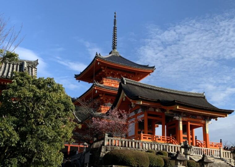 kiyomizu-temple-and-backstreet-of-gion-half-day-group-tour