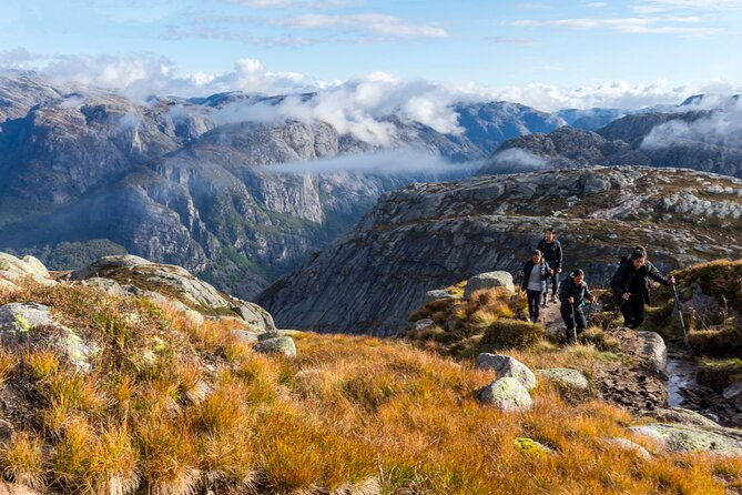 kjerag-low-season-hike