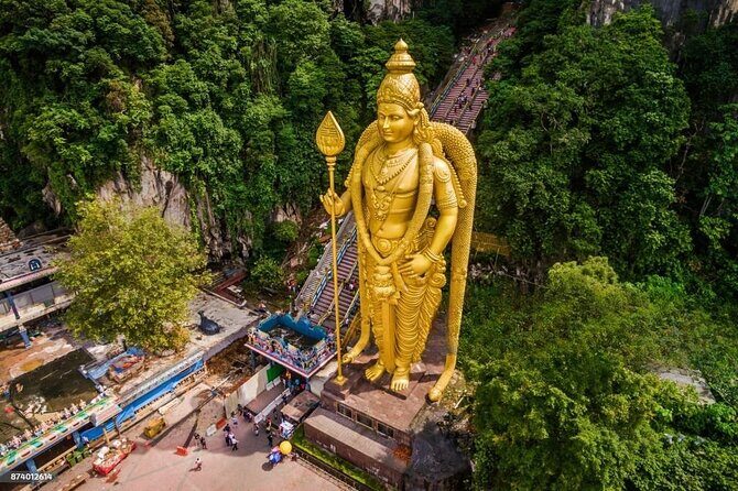 KL in a Day: 10-Hour Adventure Through the Heart of the City - Exploring Kuala Lumpur in a Day: A 10-Hour Adventure