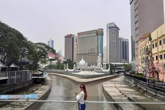 KLCC Lake of Symphony and The River Of Life Tour - Key Points