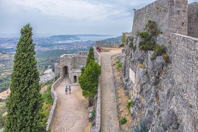 klis-fortress-game-of-thrones-tour-with-lunch-from-split