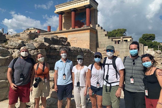 knossos-palace-and-arch-museum-of-heraklion-tour-2