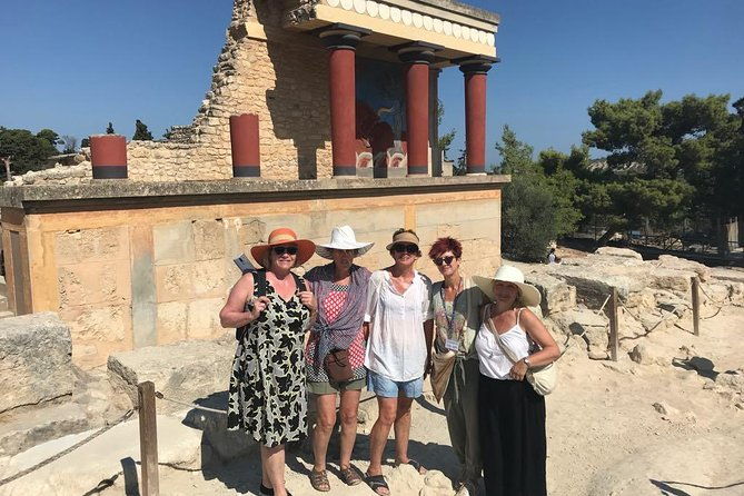 knossos-palace-exclusive-tour-small-group